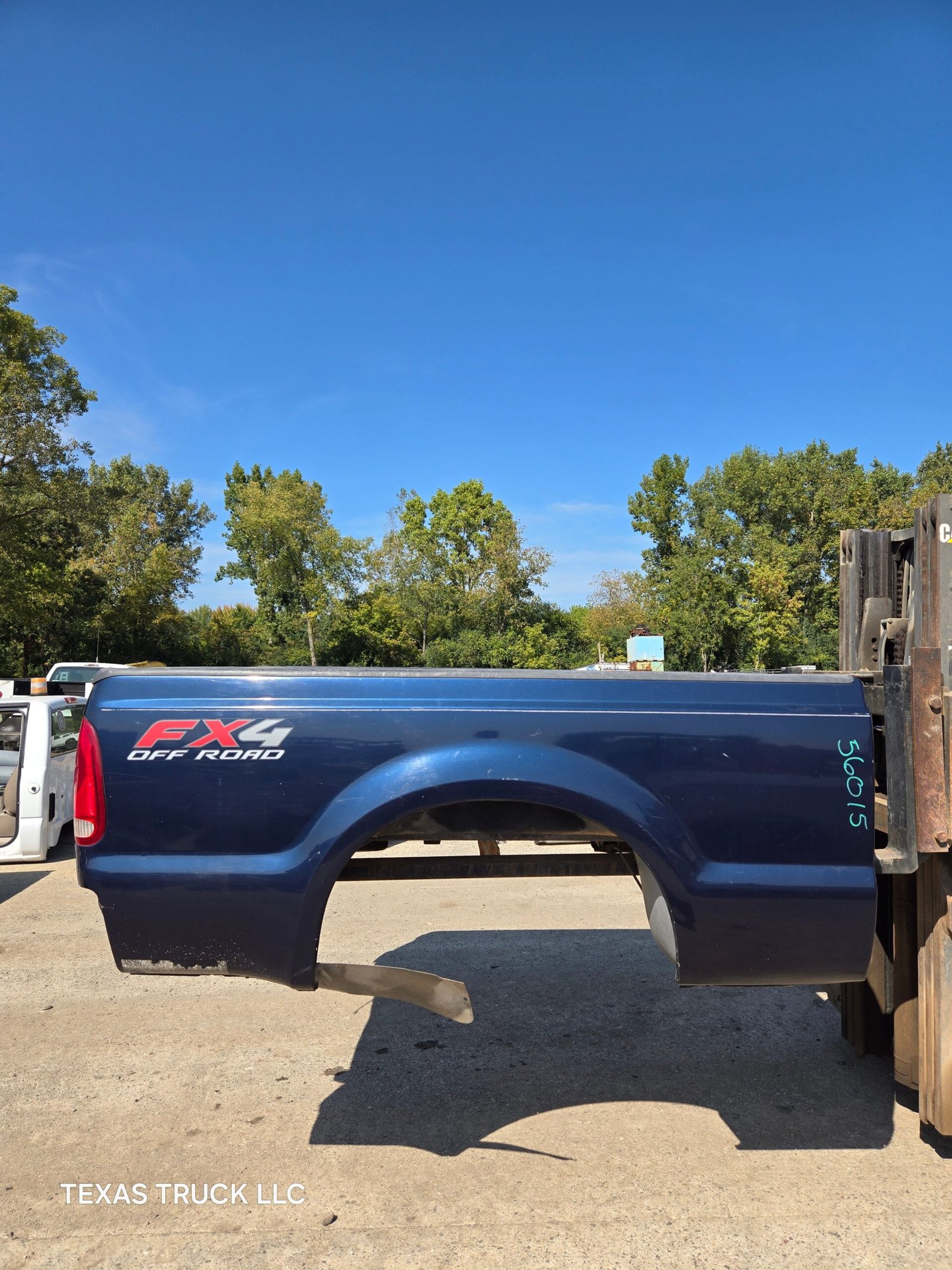 1999-2010 Ford Super Duty F250 F350 6′ 9″ Short Truck Bed – Blue
