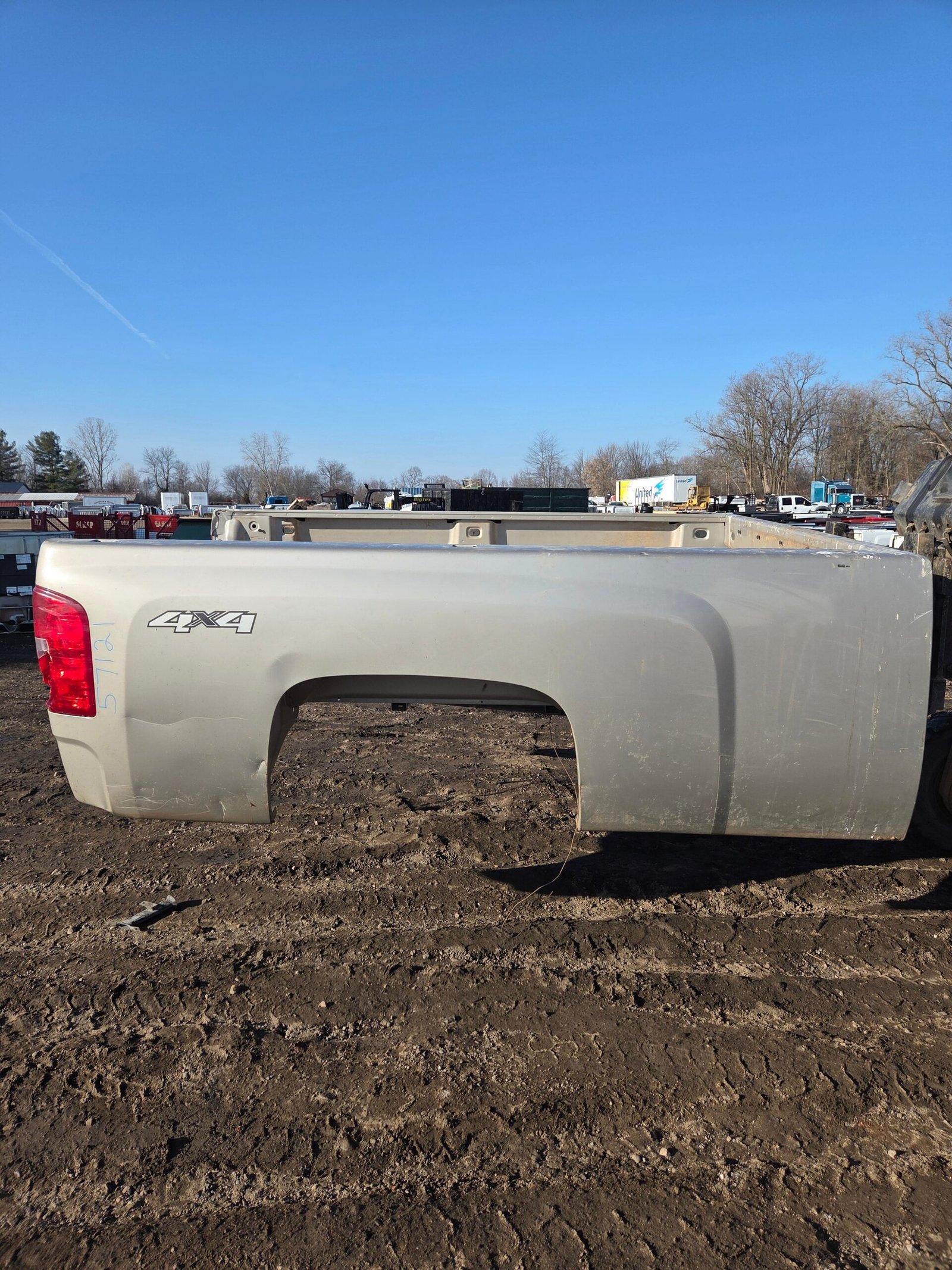 2007-2013 Chevrolet Silverado 1500 2500 3500 HD 8′ Long Truck Bed