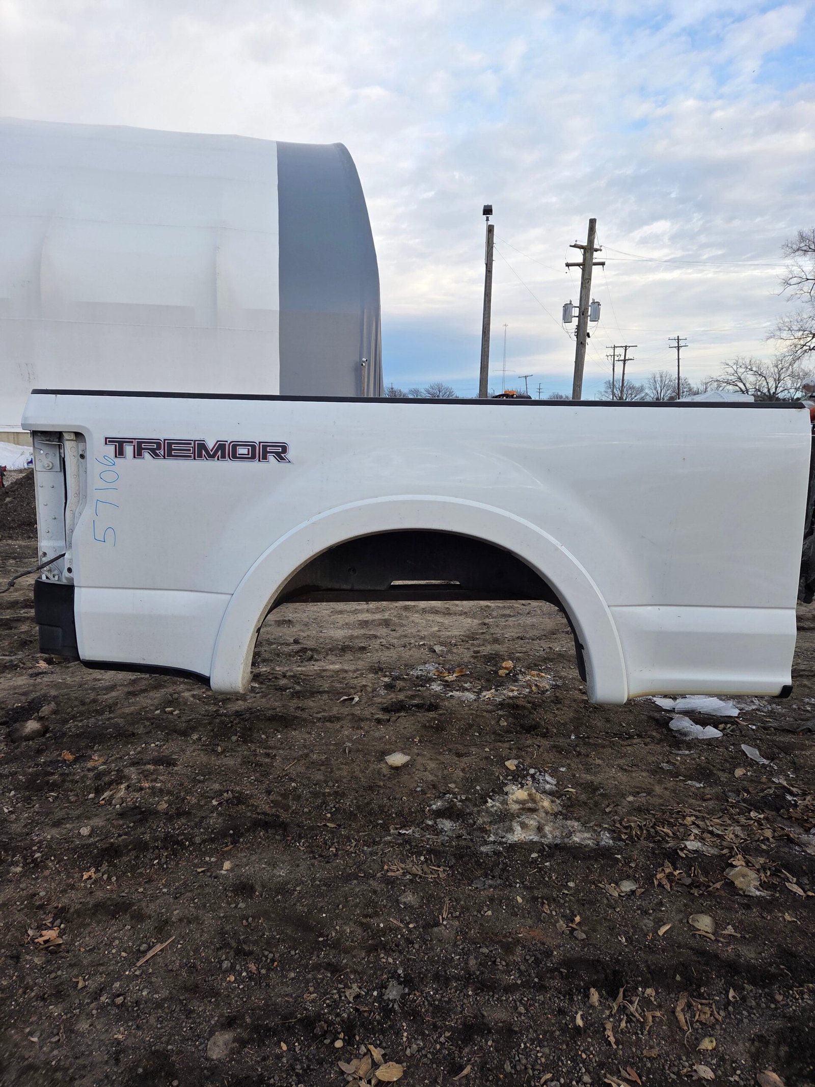 2017-2022 Ford F250 F350 Super Duty 6′ 9″ Short Truck Bed