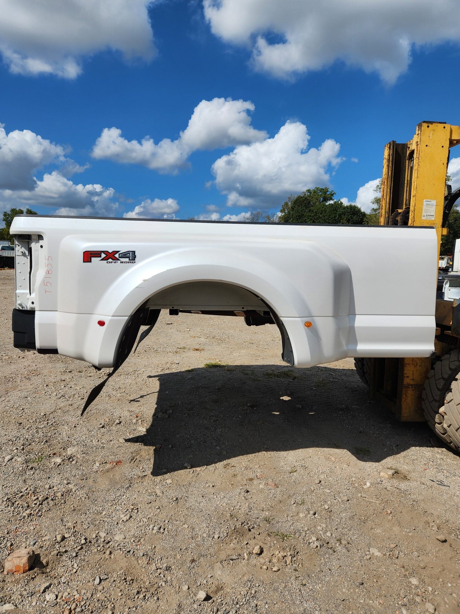 2017-2022 Ford Super Duty F350 F450 F550 8′ Dually Bed