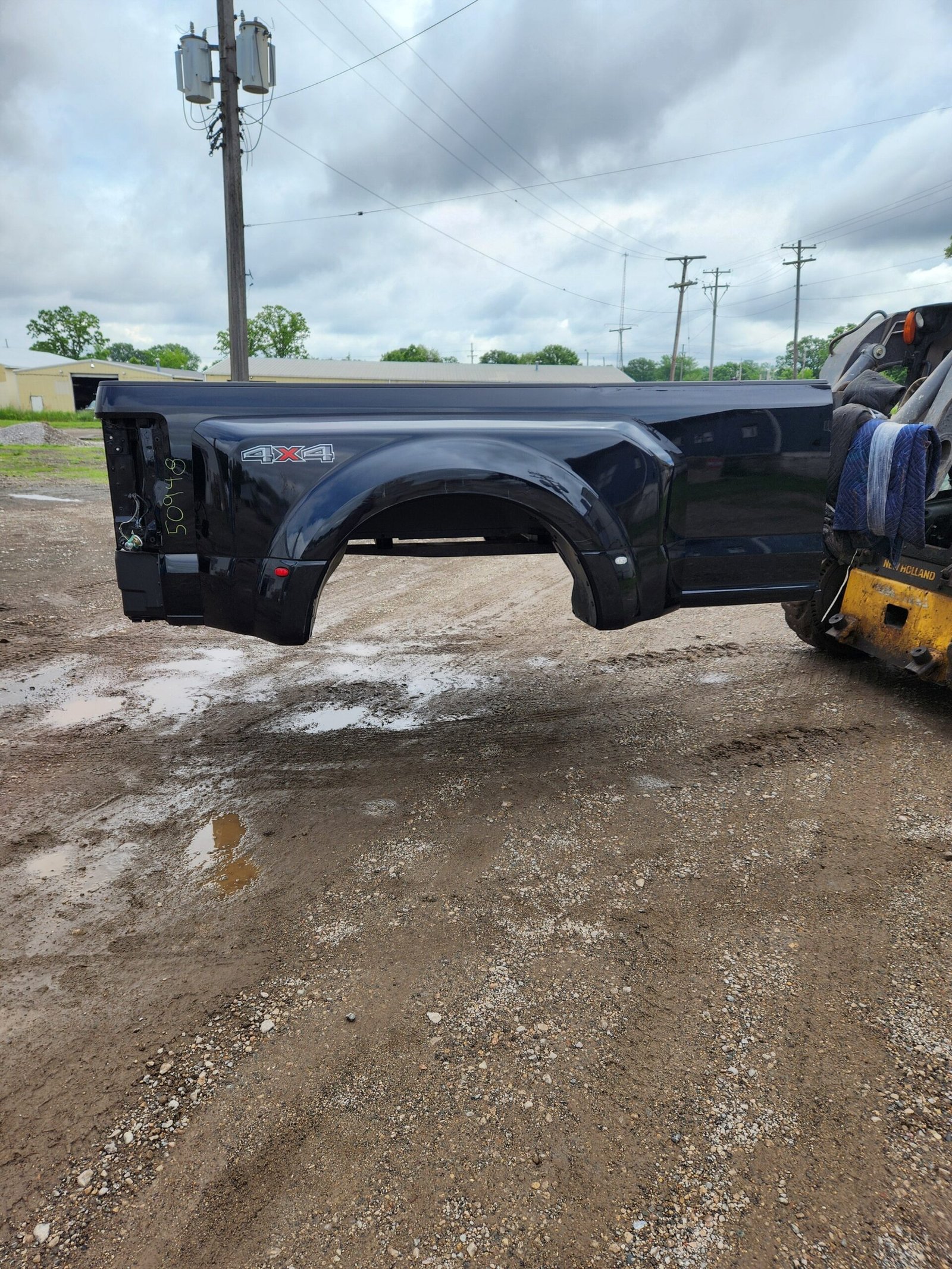 2017-2022 Ford Super Duty F350 F450 F550 8′ Dually Bed