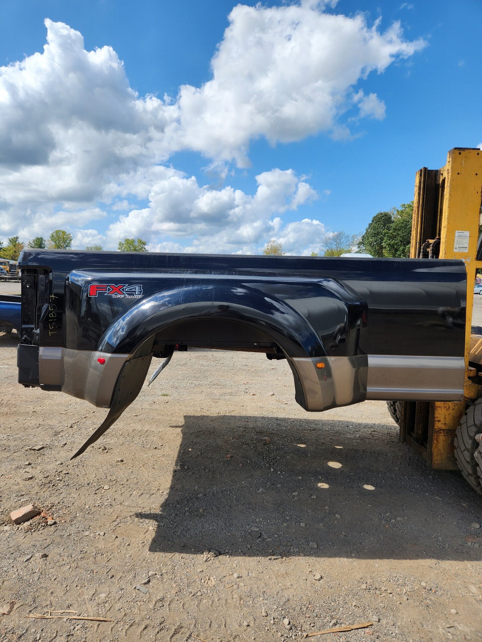2017-2022 Ford Super Duty F350 F450 F550 8′ Dually Bed